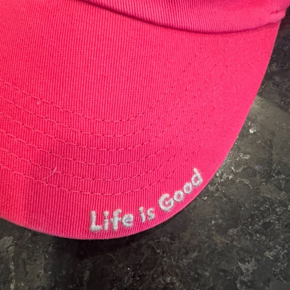 Life is Good "A Chill Cap Sketched Sandals" - Picture 2 of 8
